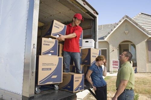 Organised packing and unpacking support for a Paddington business move